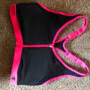 Medium Sports Bra Champion ZIP front